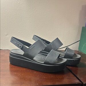 CROCS Women's Black Platform Slingback Sandals